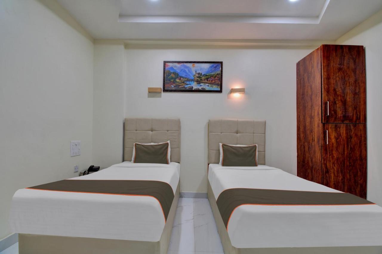 Collection O Hotel Mango Tree Khammam 외부 사진