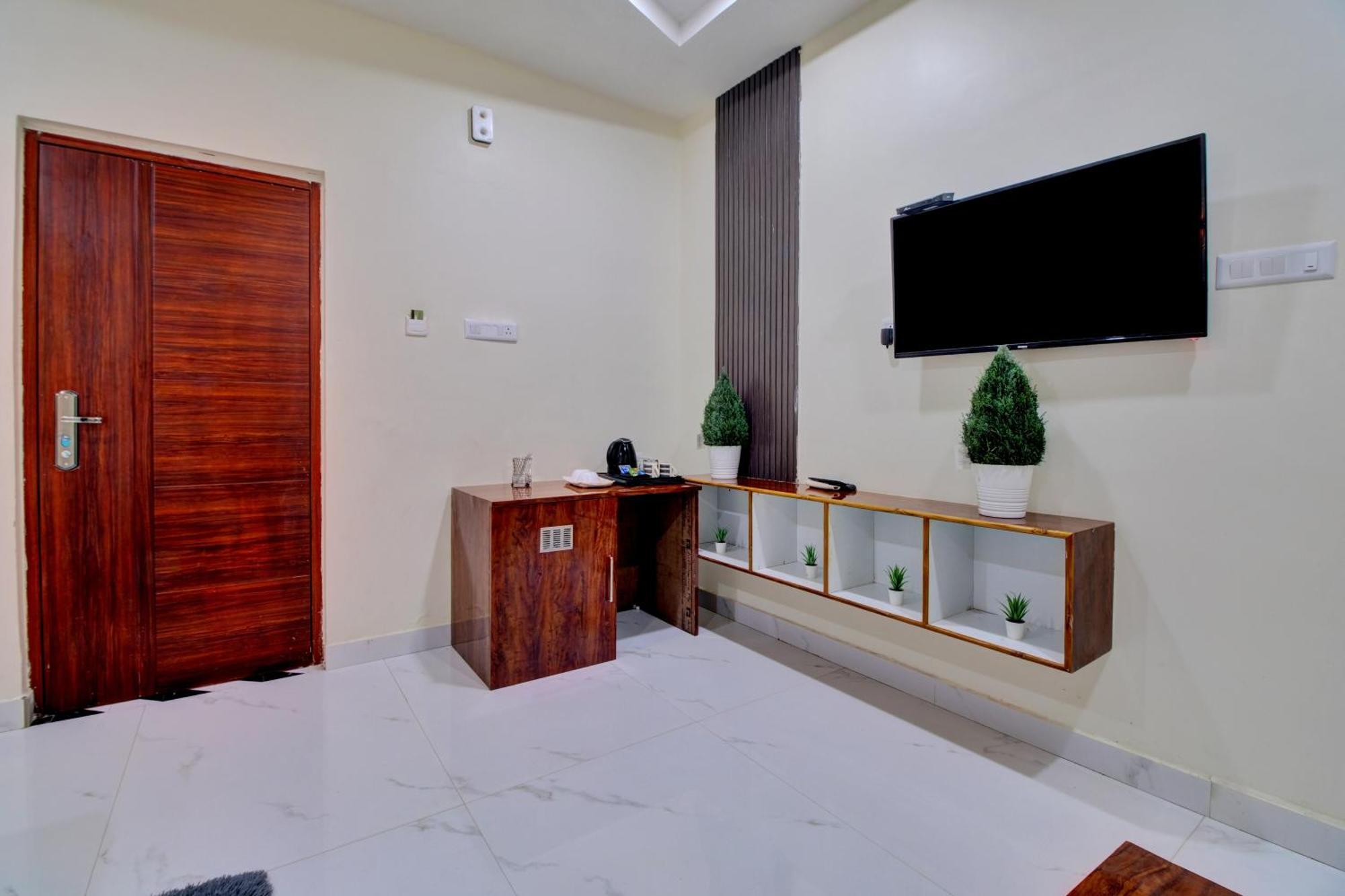 Collection O Hotel Mango Tree Khammam 외부 사진